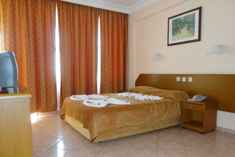 Floria Hotell 4*