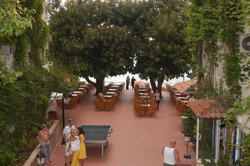 Floria Hotell 4*