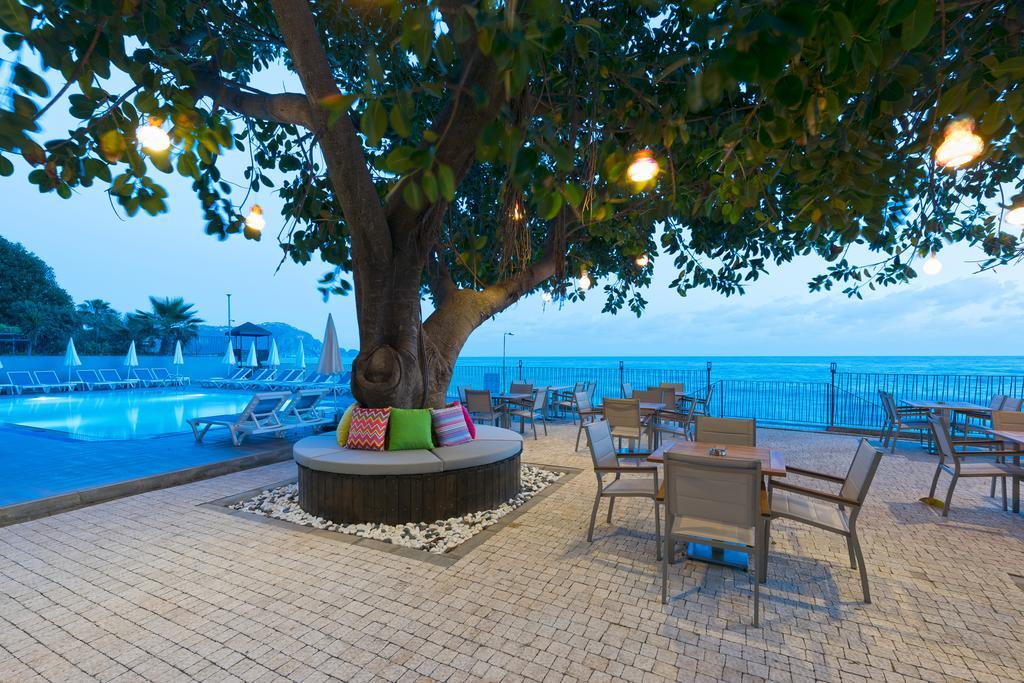 Floria Hotell 4*