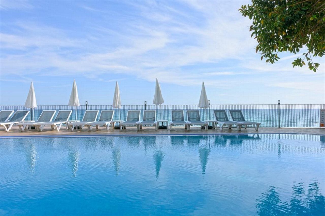 Floria Hotell